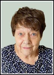 Mary Macisaac's Instagram, Twitter & Facebook