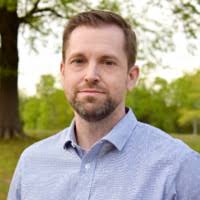 100+ "Hüss" profiles