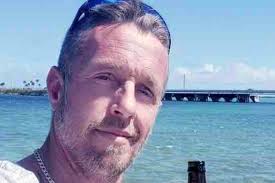 Steve Nott's Instagram, Twitter & Facebook