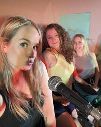 Jessica Lawrence (@jess_lawrence_) • Instagram photos and videos