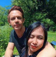 this has been my dinner 85% of the days since the first of October. Beef,  broccoli and onion. Sometimes with eggs. No sauce or potatoes. I have lost  23 kg in weight.