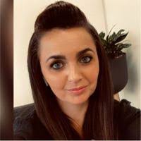 Sharron Pearson's Instagram, Twitter & Facebook