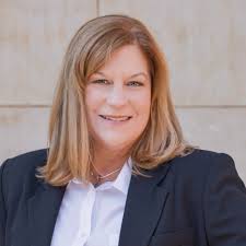 Lisa Thompson, Cape Elizabeth, ME Real Estate Associate