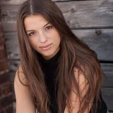 meetthecast 💫 Allie Ferrugia is a professional dancer/singer originally  from Long Island, NY. She grew up training in all styles as a competitive  dancer. And took part in several intensives in NYC