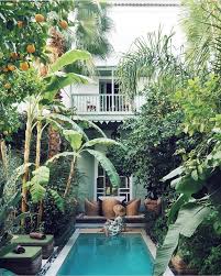 Ein Kleines Privates Paradies Pool In Lauschigem Gartengrun Tagtraum Eigenerpool Garten Hintergarten Diy Hinterhof Terassenentwurf