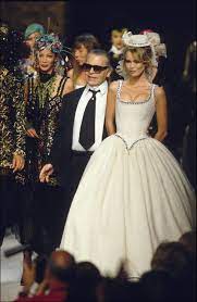 We did not find results for: Als Claudia Schiffer Die Chanel Braut Spielte Vogue Germany
