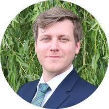 Sean Senior's Instagram, Twitter & Facebook