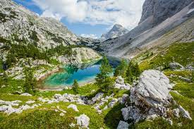 Die zeitschrift stellt international erfolgreiche slowenische unternehmen, investitionsmöglichkeiten in slowenien sowie das vielfältige touristische angebot sloweniens vor. National Landschaftsparks In Slowenien Kroati De