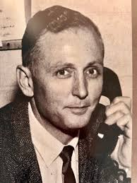 Little Evalina Bell and William Henry Bell, siblings. She was born in 1899  and died in 1903 and William Henry was born about 1887 and died well before  1900 as an infant.