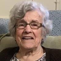 Julia Desousa's Instagram, Twitter & Facebook