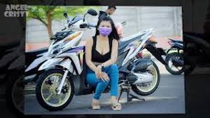 Dibawah ini ada banyak contoh modipikasi vario 150 dengan gaya babylook, thailook, ceper, standard, drag dan lainya. Modifikasi Motor Vario 125 Warna Putih Arena Modifikasi