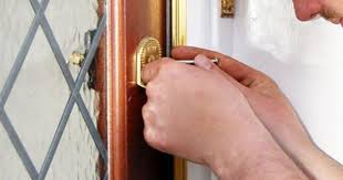 Http Www Jjmlocksmiths Co Uk Jjm Supply A Complete Locksmith Service Which Include Locks Cars And Automo Emergency Locksmith Locksmith Locksmith Services