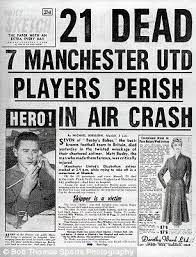 Последние твиты от manchester united (@manutd). Sir Bobby Charlton Celebrates 60 Years Since Making Man Utd Debut Manchester United Legends Munich Air Disaster Manchester United Football Club