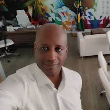 Justiça afasta Sergio Camargo da gestão de funcionários na Fundação  Palmares