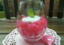 Sehingga untuk mempercantik tampilan dari makanan sehat seperti bubur oatmeal atau pudding chia, maka ditambahkan beberapa. Resep Es Biji Delima Bengkoang 08 12 2018 Oleh Cloudy Cloud Cookpad