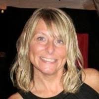 Laurie Sousa's Instagram, Twitter & Facebook