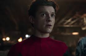Tom Holland vill inte spela Spider-Man för länge och siktar på ett  Spider-Man-avslut; Amy Pascal vill att han ska spela Spider-Man för alltid.  : r/boxoffice