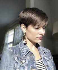 You may indulge in a variety of pixie hairstyles with slicked back or tousled hair. 15 Super Pixie Haircuts For Fine Hair Short Haircut Com
