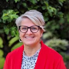 Jen Oliver Brady (@jen_jako)