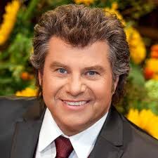 Austrian schlager singer and tv presenter. Zzzwnupkwwgpqm
