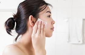 Check spelling or type a new query. 5 Tahapan Skincare Korea Buat Remaja Biar Kulit Cerah Glowing Alami Semua Halaman Cewekbanget