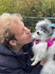 Glendora Lee's Instagram, Twitter & Facebook