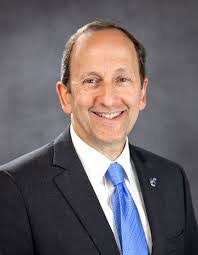 Jessica Mooneyham's Instagram, Twitter & Facebook