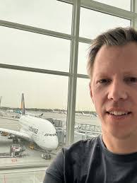 Daniel Strecker's Instagram, Twitter & Facebook