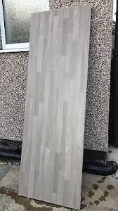 This kitchen range is very competitively priced and looks stunning for an affordable kitchen. Howdens Grey Oak Block Effect Kitchen Worktop Off Cuts Work Top 15 00 Picclick Uk