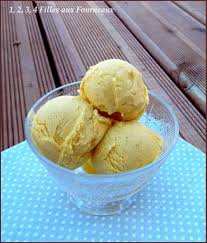 Glace A La Vanille De Pierre Herme 1 2 3 4 Filles Aux Fourneaux Glace Vanille Glace Et Sorbet Glace
