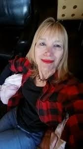 Robin Ansley's Instagram, Twitter & Facebook