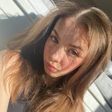 Maddie Fleming's Instagram, Twitter & Facebook