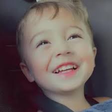 everyone please go and join this group to help find baby Elijah Vue  https://www.facebook.com/groups/383138957864669