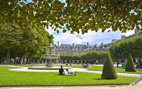 15 Of The Most Beautiful Squares In Paris That You Must See Best Vacation Destinations Best Vacations Free Things To Do