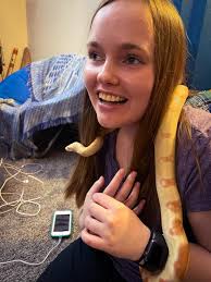 Is fear of snakes genetic, learned, or innate?