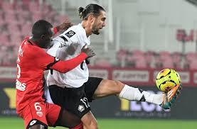 Of lille / wesley lautoa of dfco during the ligue 1 match between dijon fco and lille osc at stade gaston gerard on january 12, 2020 in dijon, france. Ligue 1 Lille Dominates Dijon And Keeps The Lead Archyde