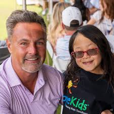 The HopeKids Arizona Golf Tournament, presented by XComp and API Tires,  raised an incredible $251,000 to support families who have a child with a  life-threatening medical condition! Thank you to all of