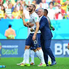 De nombreux changements sont à prévoir et didier deschamps pourra. Les Coulisses Du Retour De Karim Benzema Rappele Par Didier Deschamps En Equipe De France L Equipe