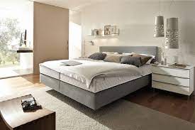 Erfahren sie hier, was ein boxspringbett so besonders macht und worauf sie bei der auswahl achten sollten! Boxspringbett Hulsta Boxspringbetten Betten Hochbetten Mobel Alles Wohnen Dieser Welt Im Einrichtungs Centrum Und Auf Ostermann De