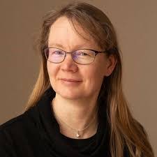 Paula Horne's Instagram, Twitter & Facebook