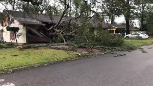 Hurricane Laura: Texas Gov. Greg Abbott to survey damage of Hurricane Laura  in Orange, Texas - ABC13 Houston