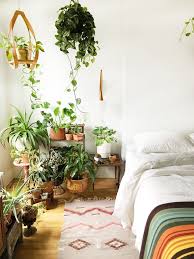 Pad Peek Amber Dubois Treehouse Grows In Brooklyn Justina Blakeney Bedroom Plants Decor Guest Bedroom Design Bedroom Plants