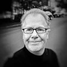 Scott Paxton's Instagram, Twitter & Facebook