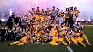 Este lunes se definirá al campeón del guard1anes 2021 de la liga mx femenil tras el duelo entre tigres y chivas, el cual tendrá lugar en el estadio universitario en punto de las 19:00. Liga Mx Femenil Final De Vuelta Goles De Chivas 3 5 Tigres Resultado Resumen Y Videos Goal Com