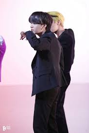 Taehyung im juni 2017 das lied 4 o'clock, welches er mit hilfe von rm . Suga Bts Butter Mv Jhope Jk Jimin Taehyung Rm Jungkook Sugar Jin Hd Mobile Wallpaper Peakpx