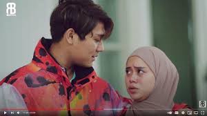 Nama prilly latuconsina melambung seusai. 0cgsc5ruczndpm