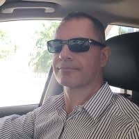 900+ perfiles de «Chris