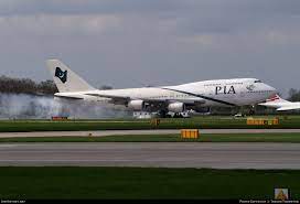 Aircraft Photo of AP-BFY | Boeing 747-367 | Pakistan International Airlines  - PIA | AirHistory.net #115229