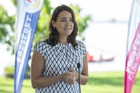 A d66 szociálliberális pártot vezető sigrid kaag mégis holland külügyminiszterré léphetett elő. Novak Katalin A Jarvany Utan Mindenki Talalhat Maganak Munkat Amibol Tisztessegesen El Tudja Tartani A Csaladjat Magyar Hang A Tulelo Magazin