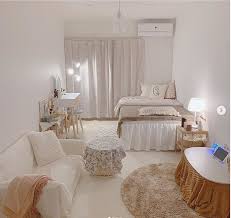 Kamar tidur ala drama korea yang cantik itu caranya begini lho sumber media.rooang.com. 5 Cara Membuat Desain Kamar Kos Ala Korea Roomme